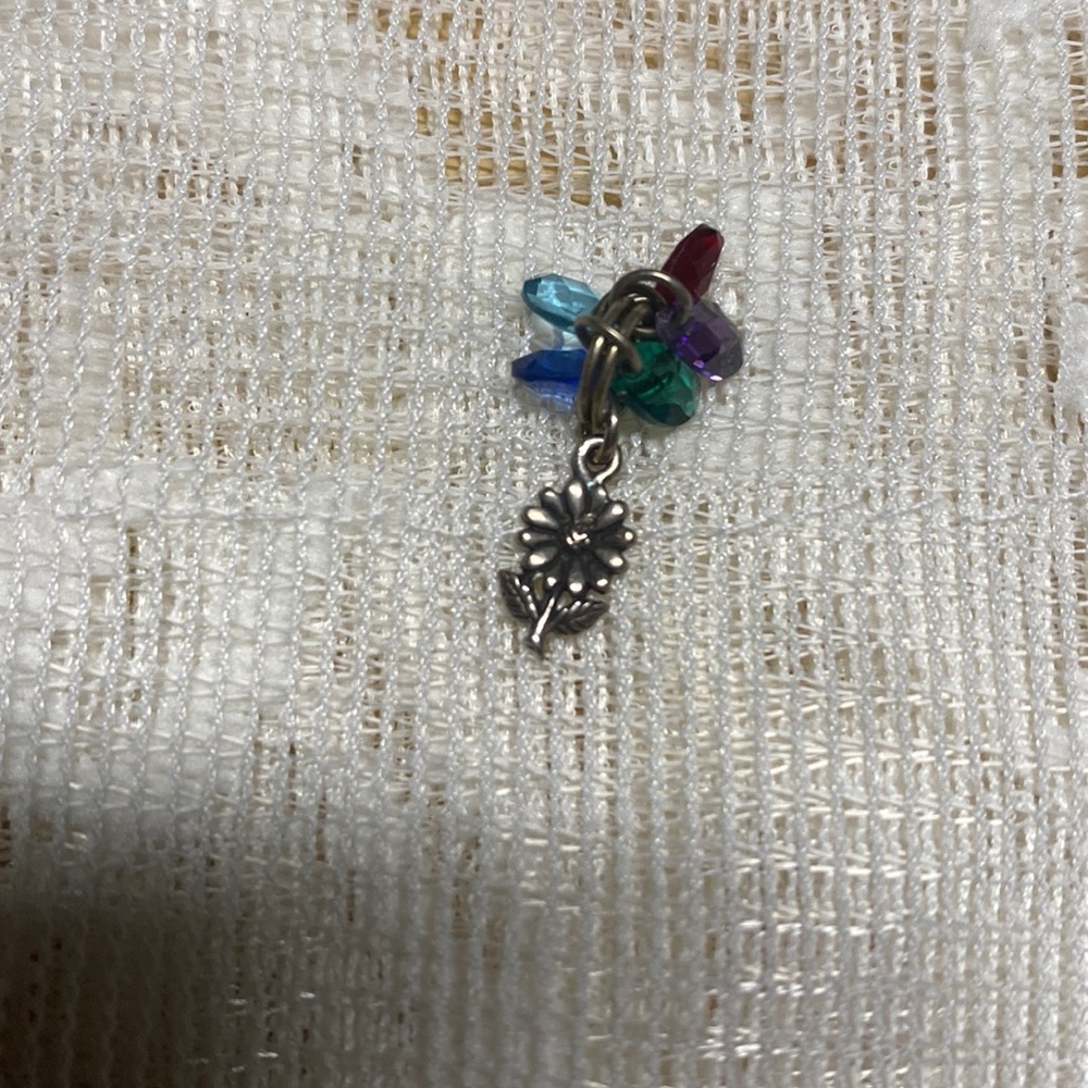 Petite sterling silver 925 Daisy Pendant With Stones
